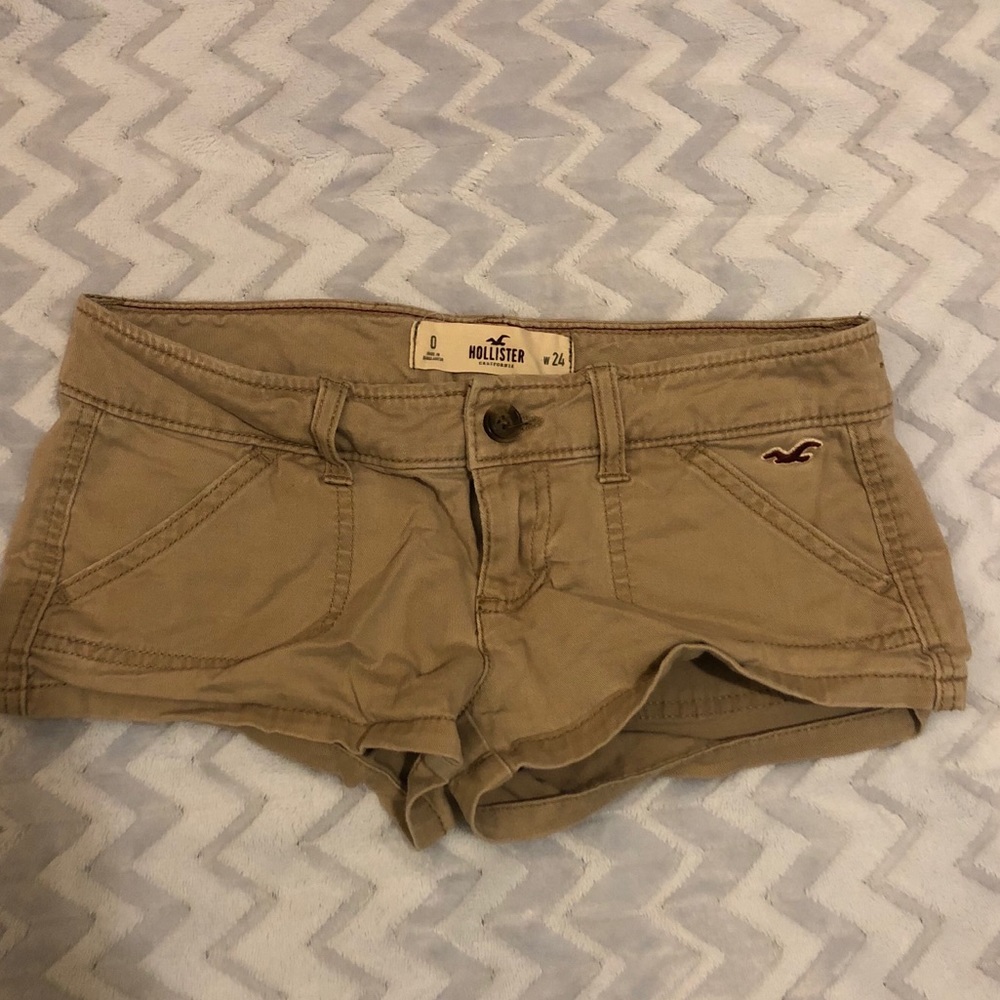 Khaki Hollister Shorts